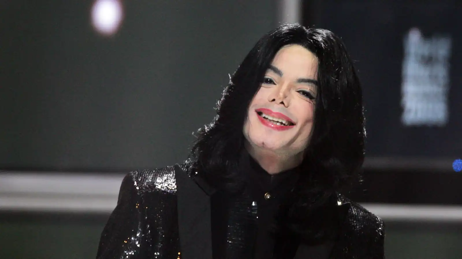 خلاف قانوني جديد حول تركة مايكل جاكسون