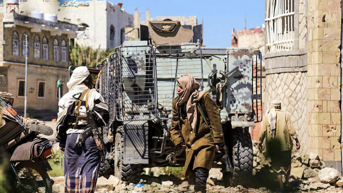 مع قرب ذكرى مقتله.. الحوثيون يعتقلون "مؤيدات" لصالح في صنعاء