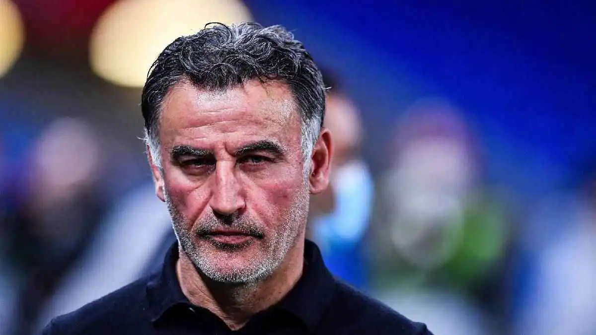 قرار تحكيمي يفجر ثورة غالتييه مدرب نيوم في لقاء الهلال (فيديو)