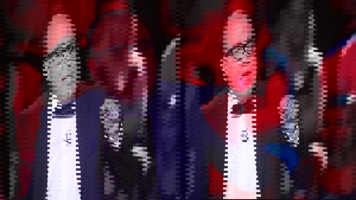 توقيف الصحفي التونسي محمد بوغلاب بتهمة "الإساءة إلى موظفة عمومية"