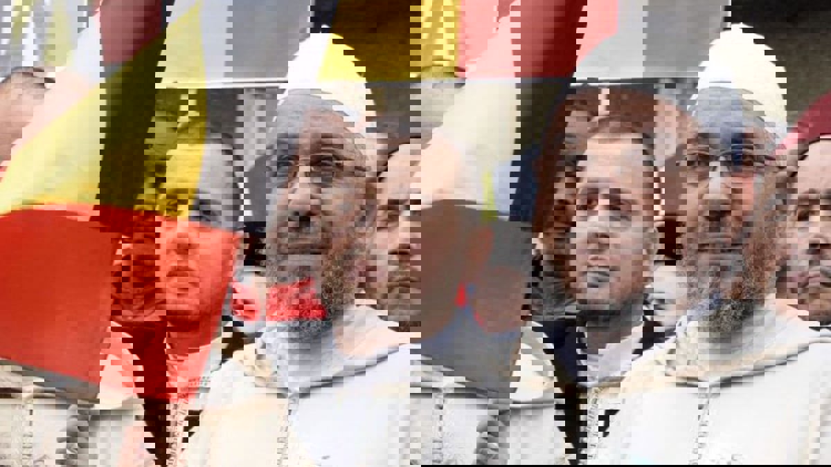 بلجيكا تطرد إماما مغربيا بسبب دعوته إلى إحراق اليهود