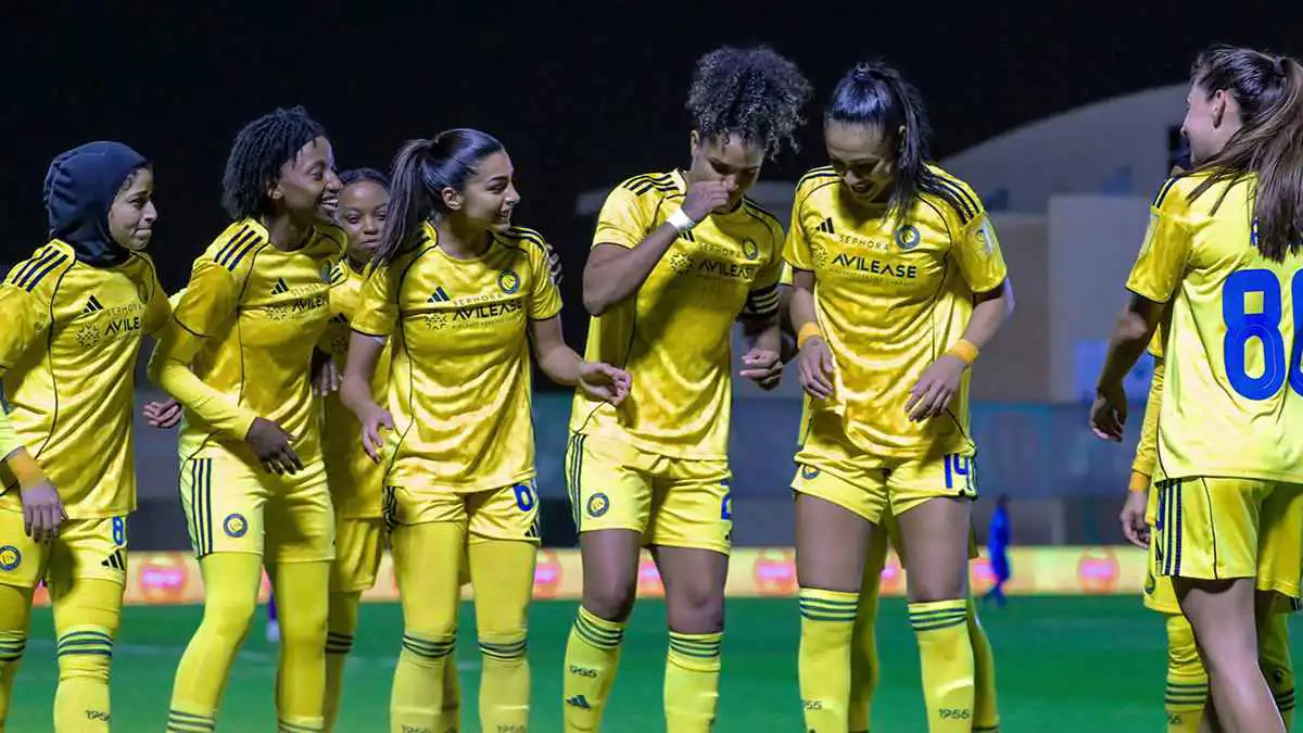 رد فعل كريستيانو رونالدو بعد فوز سيدات النصر بالدوري السعودي ضد الهلال (صورة)