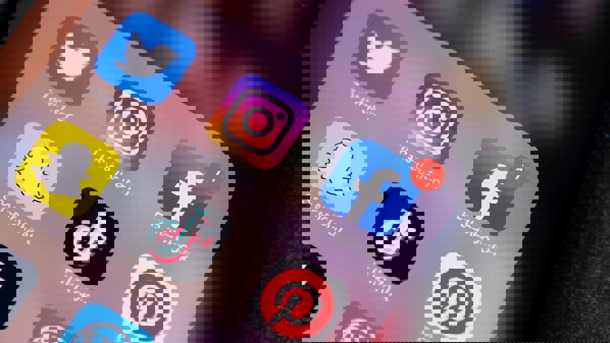 ميليشيات السوشيال ميديا