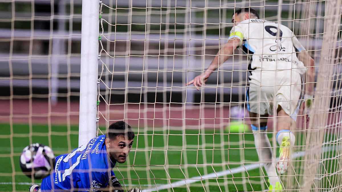 ترتيب هدافي الدوري السعودي بعد هاتريك بنزيما أمام الخلود