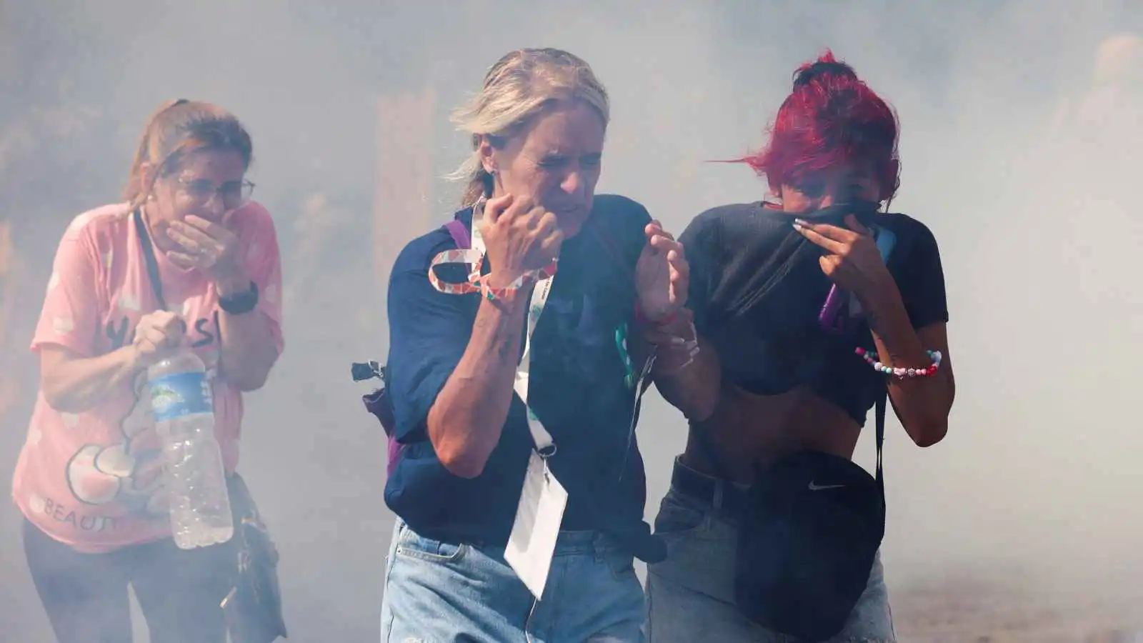 الأرجنتين.. غاز مسيل للدموع لتفريق محتجين ضد قانون العمل (فيديو وصور)