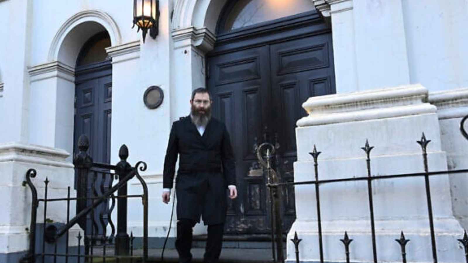 أستراليا تتهم شخصاً بتنفيذ أحدث اعتداء على الجالية اليهودية