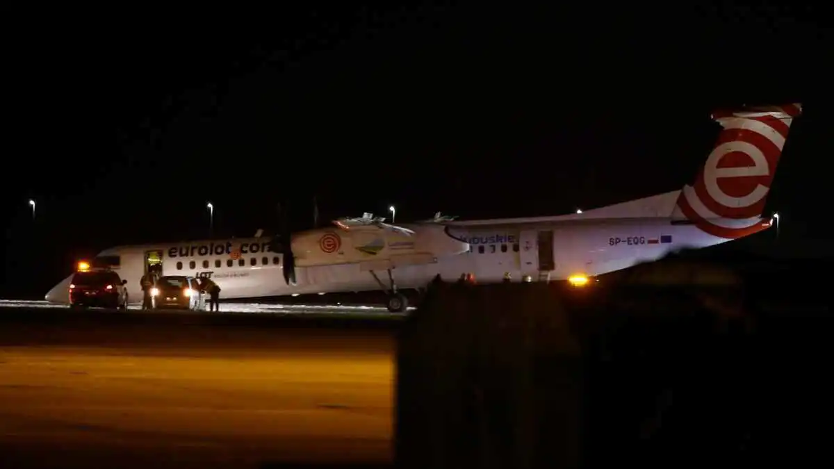 تعليق الرحلات في 4 مطارات بولندية بعد تحذيرات من دخول مسيرات روسية