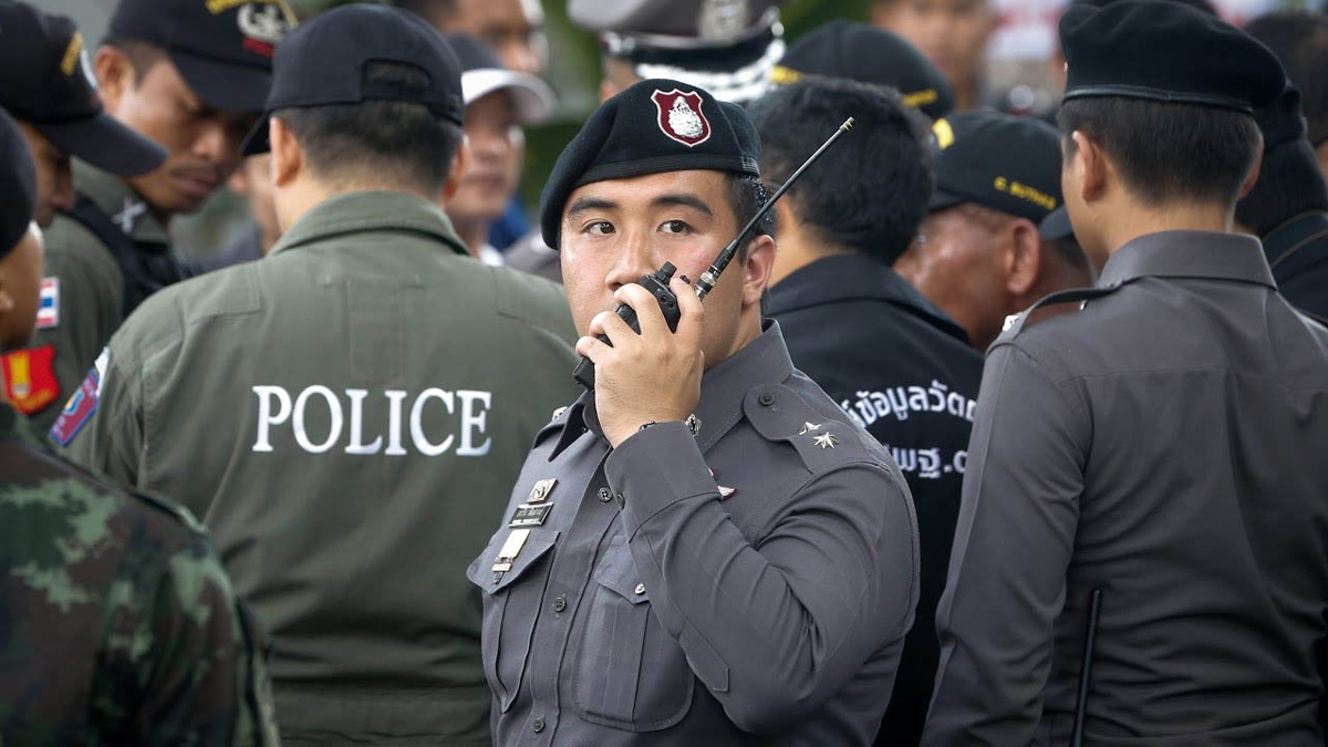 شرطة تايلاند تكشف عن المتورطين في هجوم أودى بحياة 15 شخصًا