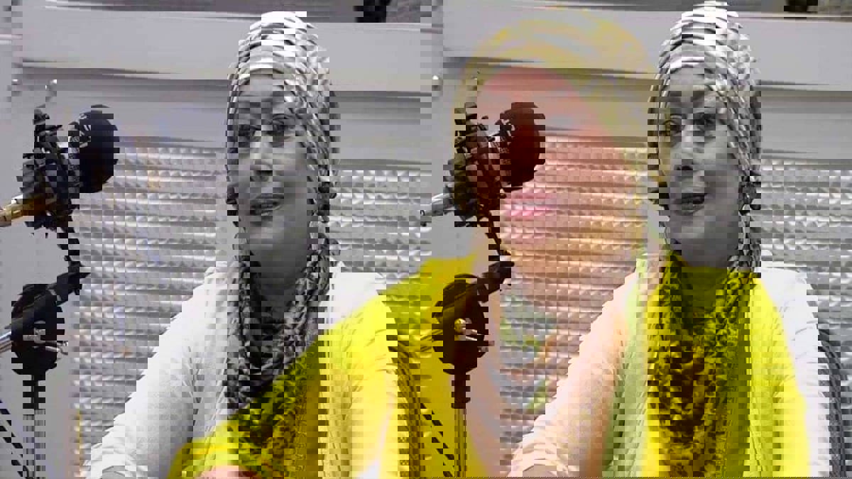 ترفض أي عمل يبرز شخصيات مثلية.. هالة فاخر تهاجم شركة "ديزني"