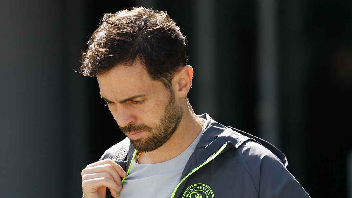 بعدما طلب رونالدو ضمه.. نجم مانشستر سيتي يعلن موقفه من الرحيل