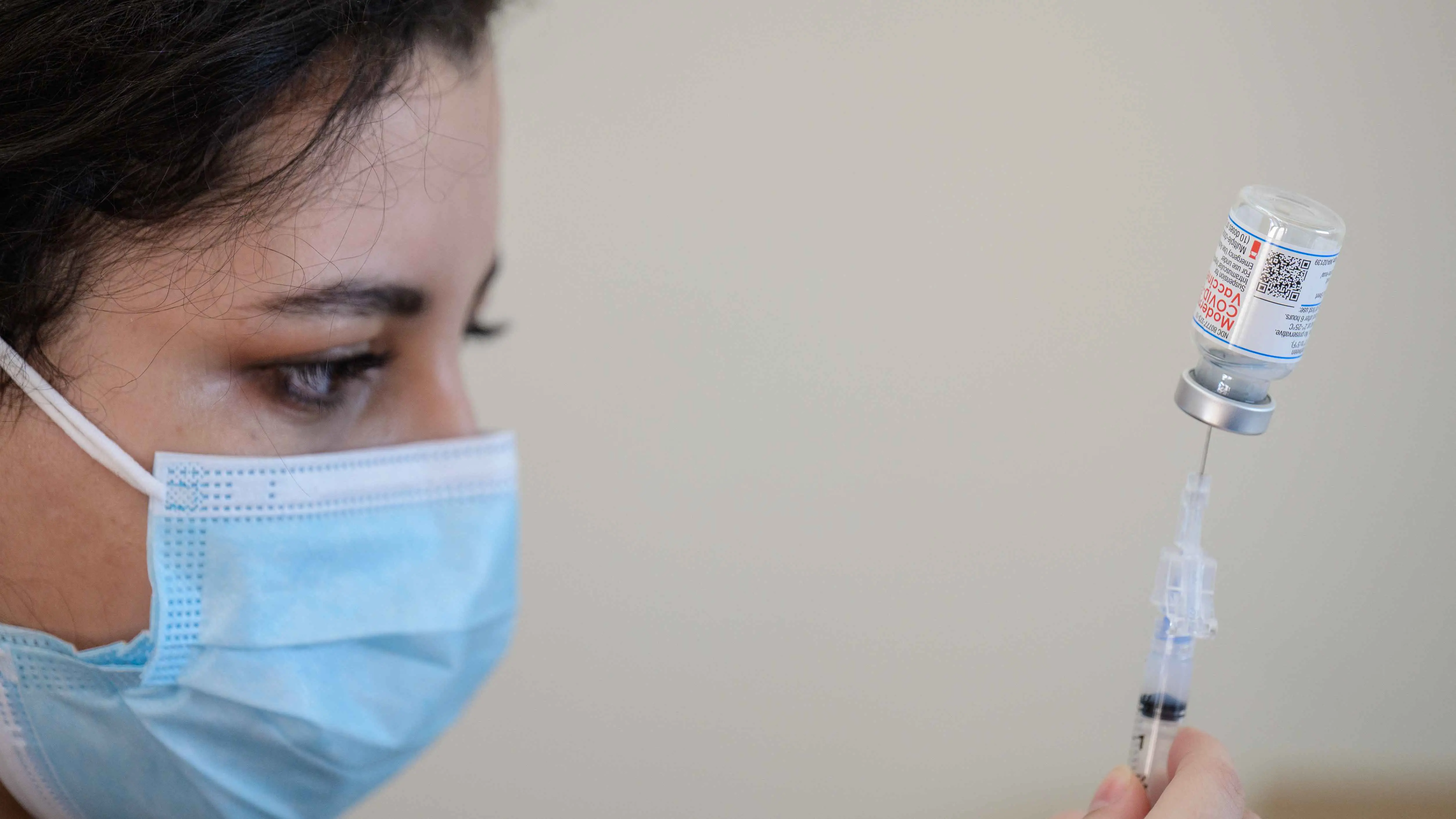 مصر.. ما حقيقة ظهور متحور جديد لكورونا؟ (فيديو)