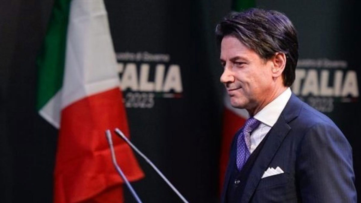 رئيس الوزراء الإيطالي يبحث في الجزائر مستجدات الأزمة الليبية