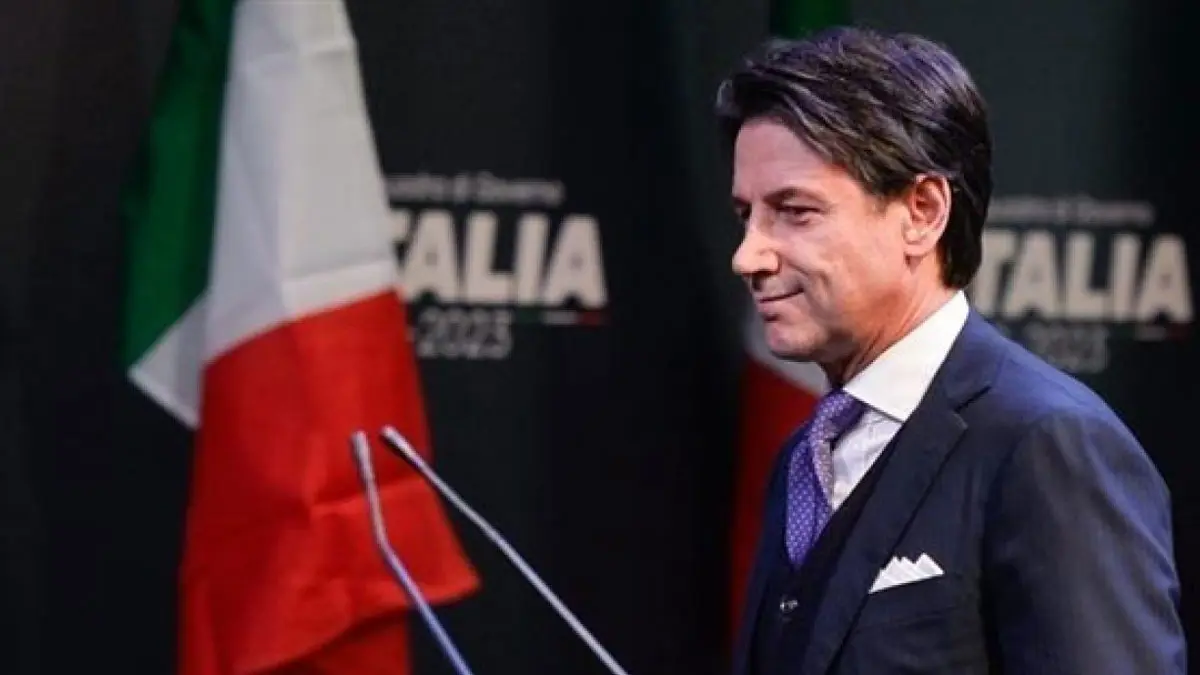 رئيس الوزراء الإيطالي يبحث في الجزائر مستجدات الأزمة الليبية