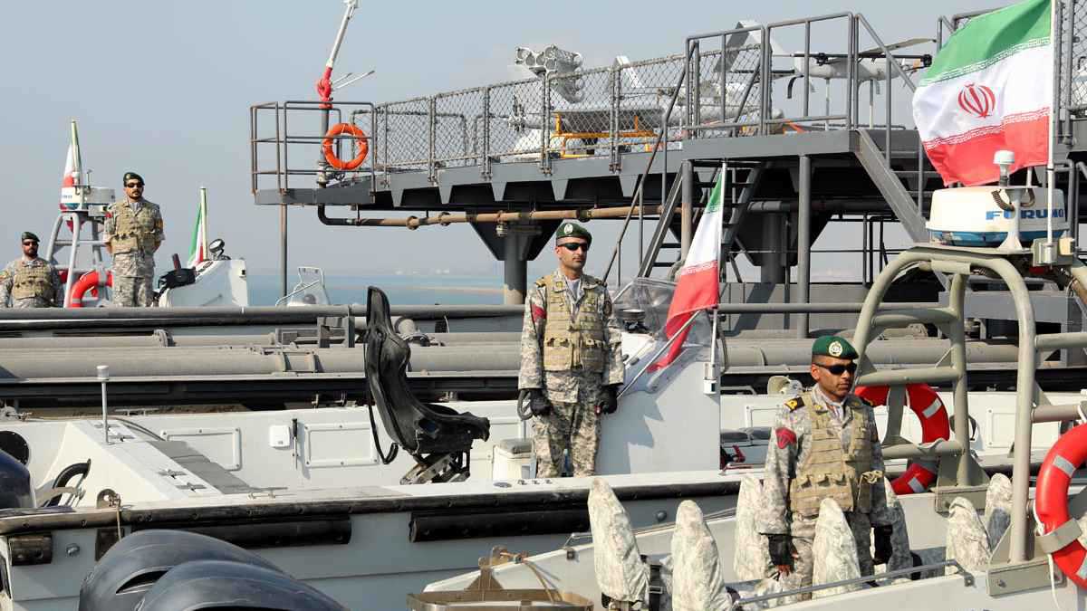 إيران تهدد بـ"ضربة استباقية" محتملة ضد إسرائيل