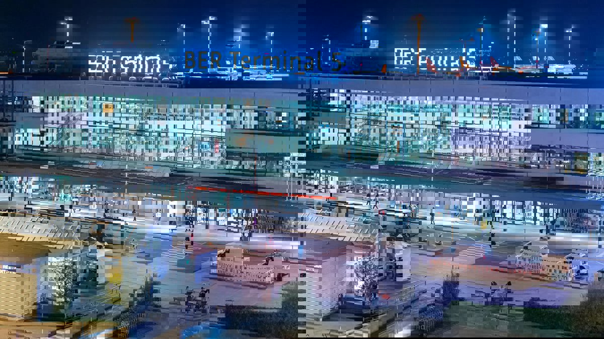 مسؤولة: مطار برلين الدولي يحتاج إلى مساعدات مالية عاجلة