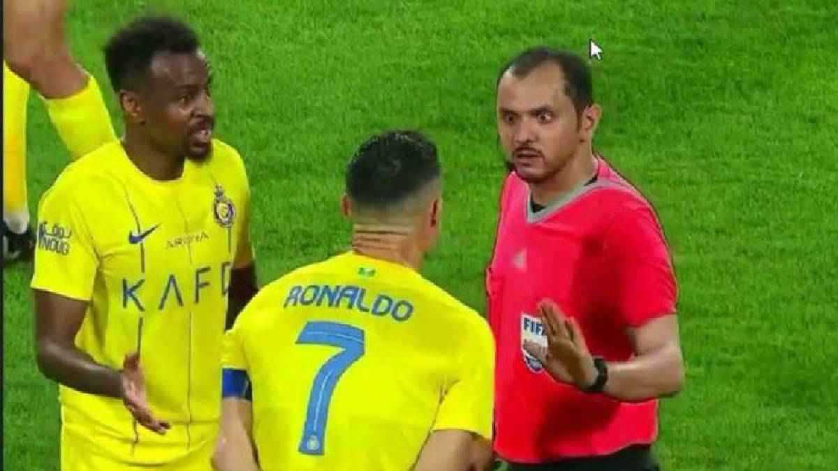 كانت هناك أحداث.. كيف تسبب رونالدو في استبعاد الهويش من نهائي السوبر؟ (فيديو)