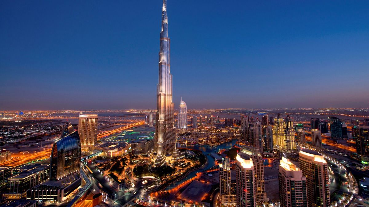 بلومبيرغ: الاقتصاد غير النفطي بدبي بدأ التعافي من انكماش كورونا