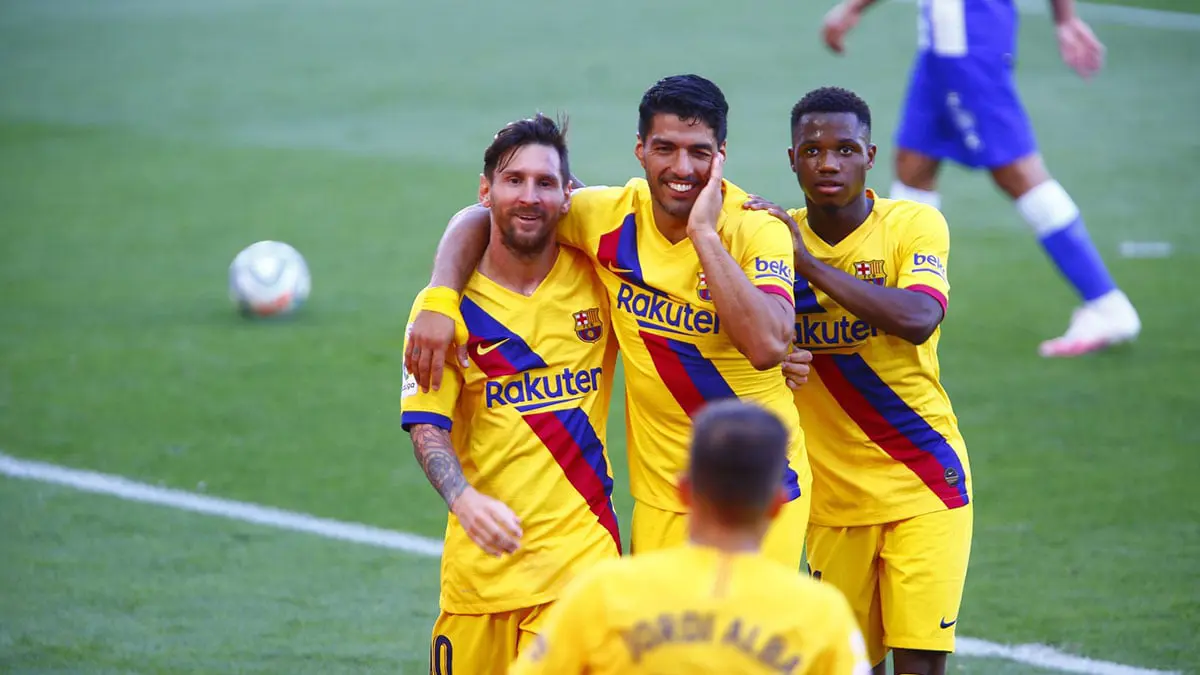 سر تغير لهجة ميسي ضد كيكي سيتين بعد مباراة برشلونة وألافيس