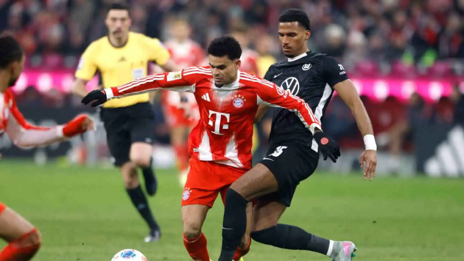 ترتيب الدوري الألماني: بايرن ميونخ يسحق فولفسبورغ في غياب نجم الجزائر (فيديو)