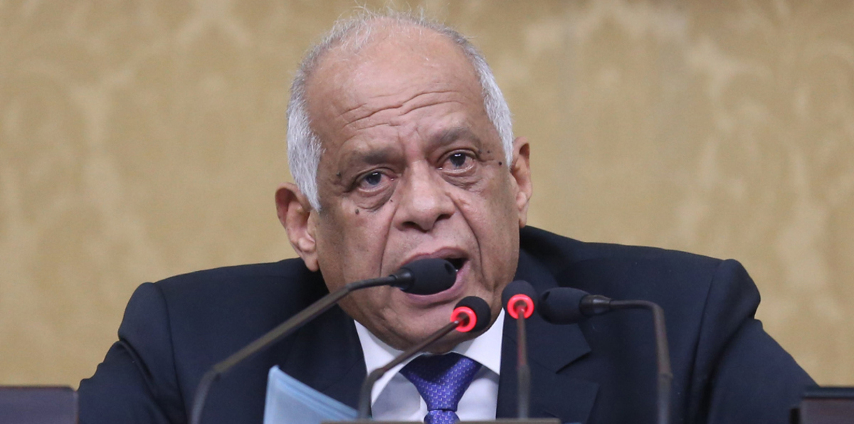 علي عبدالعال يتحدث عن "مؤامرة" لإسقاط البرلمان المصري