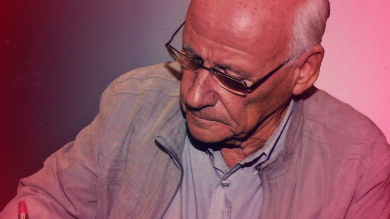 السجن 20 عاماً لجراح فرنسي اعتدى جنسيا على 299 طفلاً