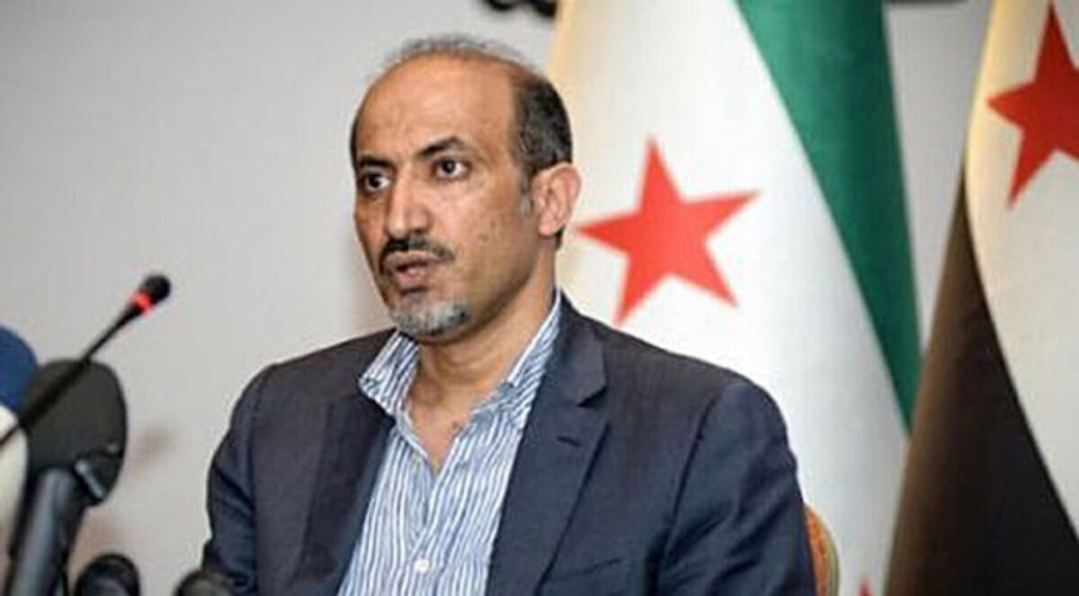 وفد من المعارضة السورية برئاسة الجربا يصل القاهرة