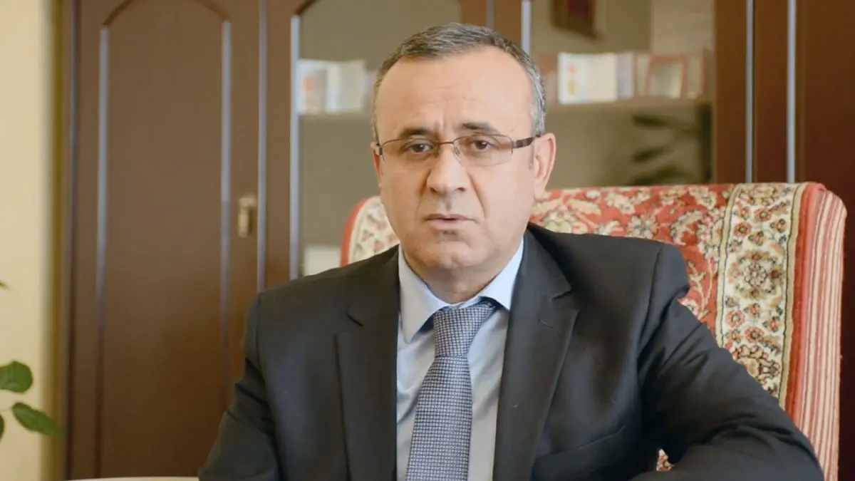 احتجاجات في قرغيزستان على اختفاء مدرس مرتبط بغولن وأردوغان بقفص الاتهام