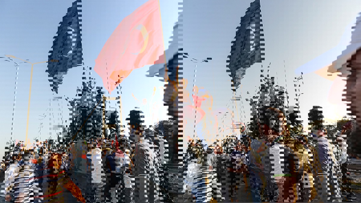 السلطات التركية تعتقل أكثر من 600 بشبهة الصلة بالمحاولة الانقلابية