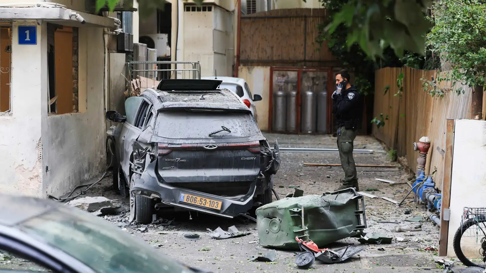 إسرائيل: 26 إصابة خلال ساعات جراء صواريخ من إيران ولبنان