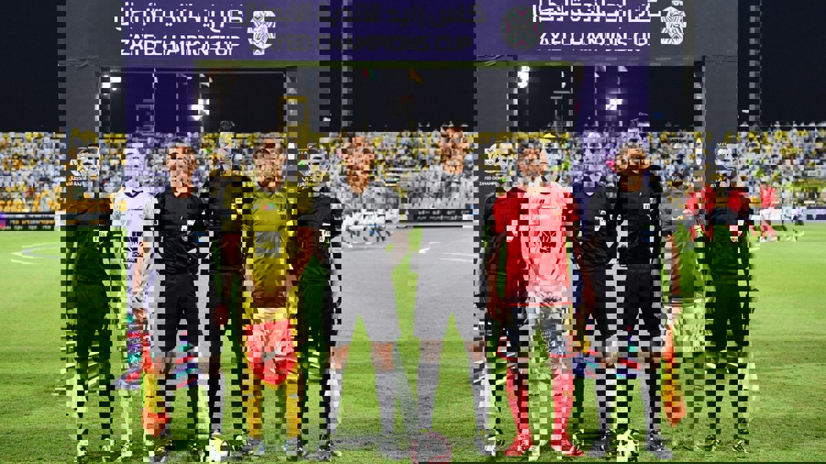 مباراة الأهلي والوصل.. ماذا قال المعلق عامر عبدالله عن حسام عاشور (فيديو)