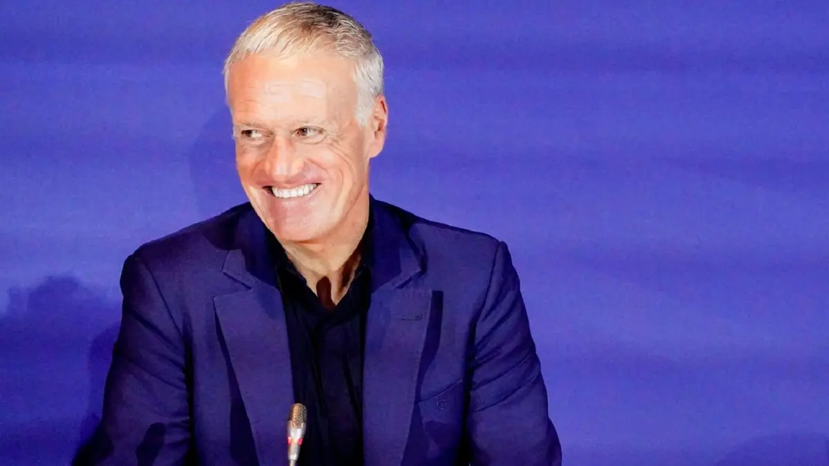 رسميًا.. ديشامب يجدد عقده مع منتخب فرنسا حتى 2026