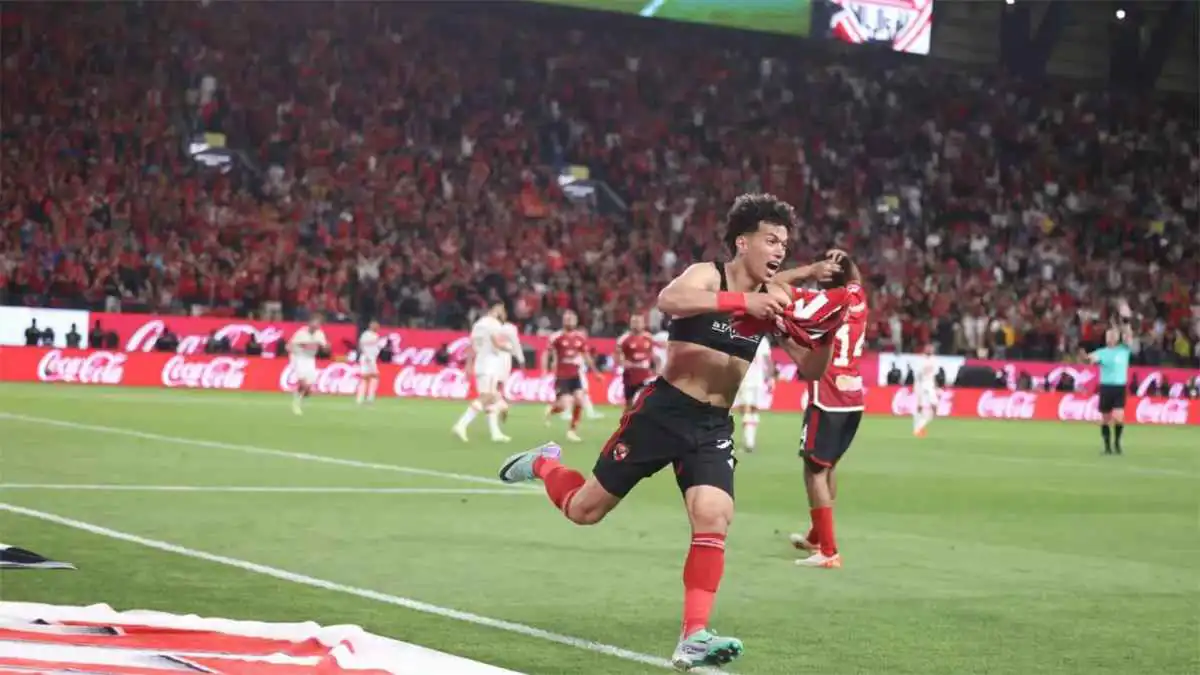 الزمالك طرف.. ما سر "توبيخ" الأهلي بسبب إمام عاشور؟