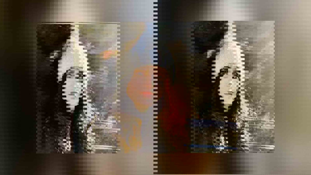 بسبب جاستن بيبر.. زوج "فوز العتيبي" يهديها سيارة فارهة