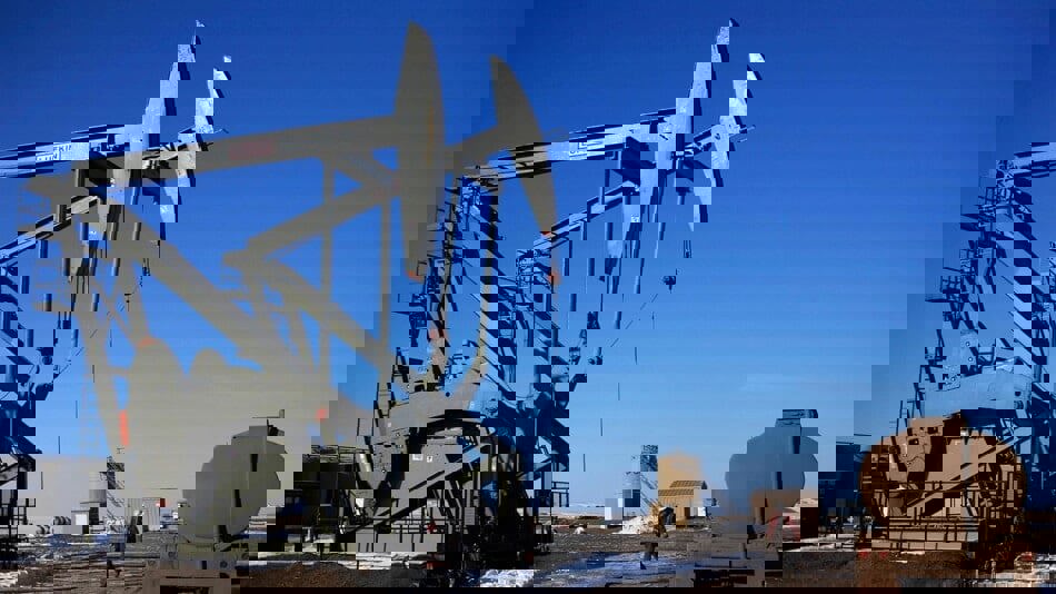 ارتفاع أسعار النفط ولكن مخاوف ضعف الطلب تحد من مكاسبه