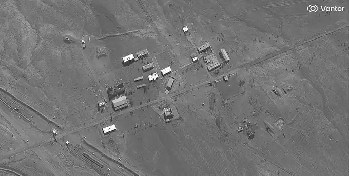 صور جوية لمنشأة أصفهان