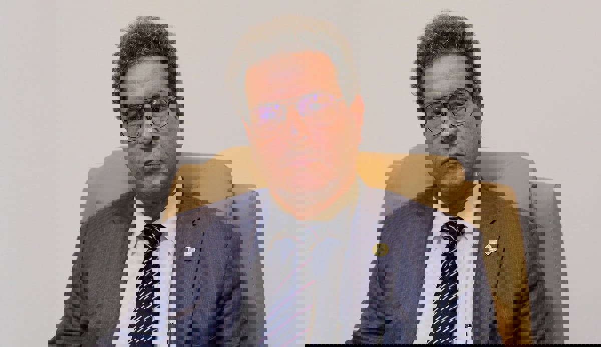 إيقاف محمد عون وزير النفط والغاز في حكومة الوحدة الوطنية الليبية