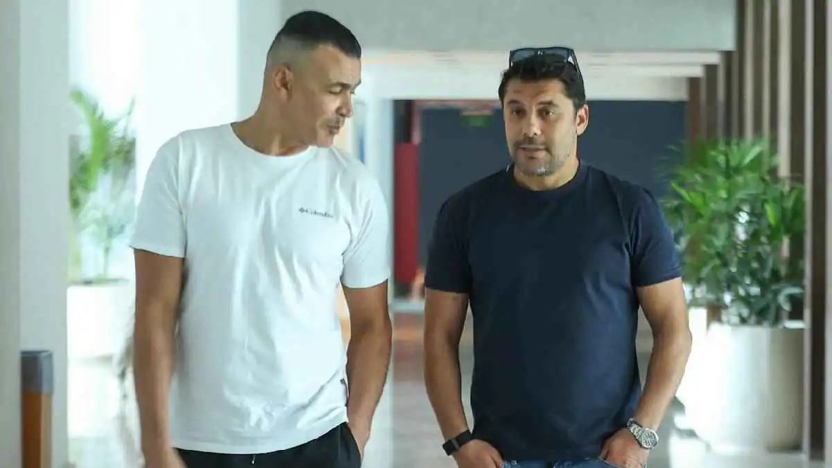 أحمد حسن يحرج شوبير: وفر نصائحك وركز في عملك (صورة)