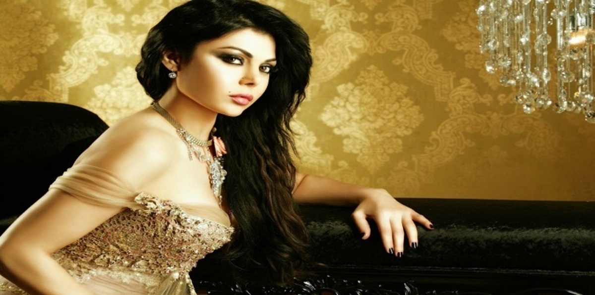 حرب قضائية بين هيفاء وهبي ومنتج "كلام على ورق"