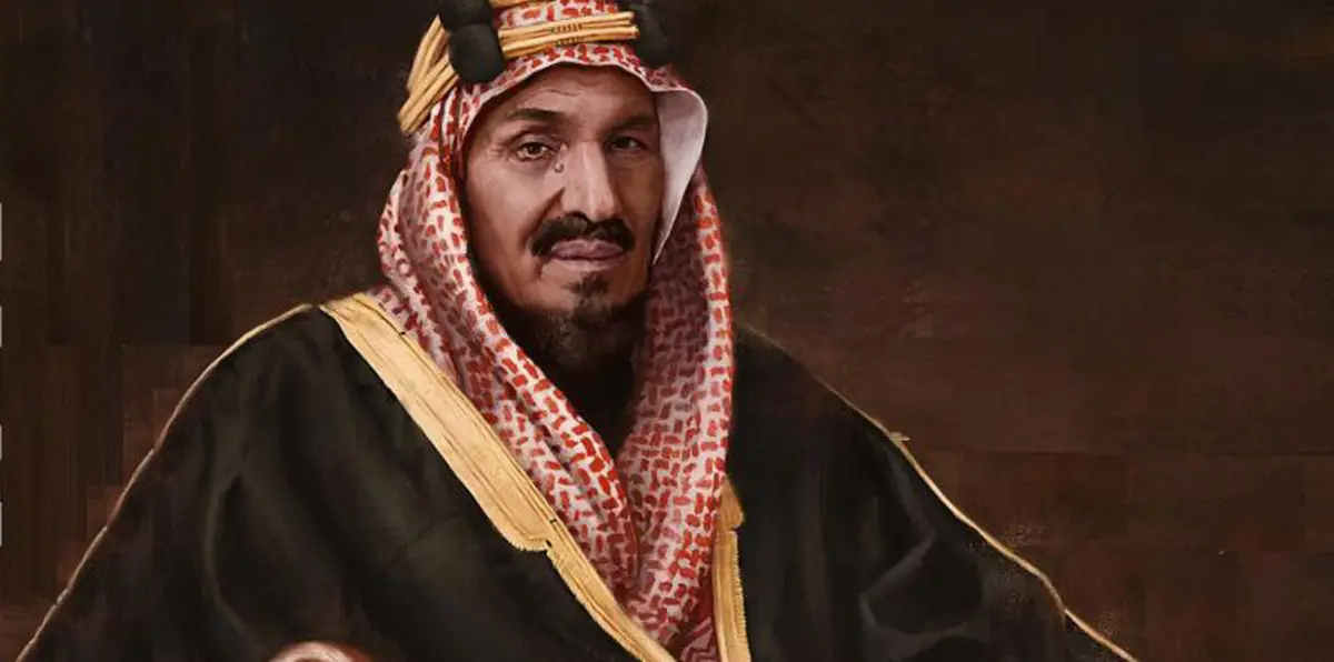 صورة تاريخية نادرة تجمع ملك السعودية المؤسس مع عدد من أبنائه