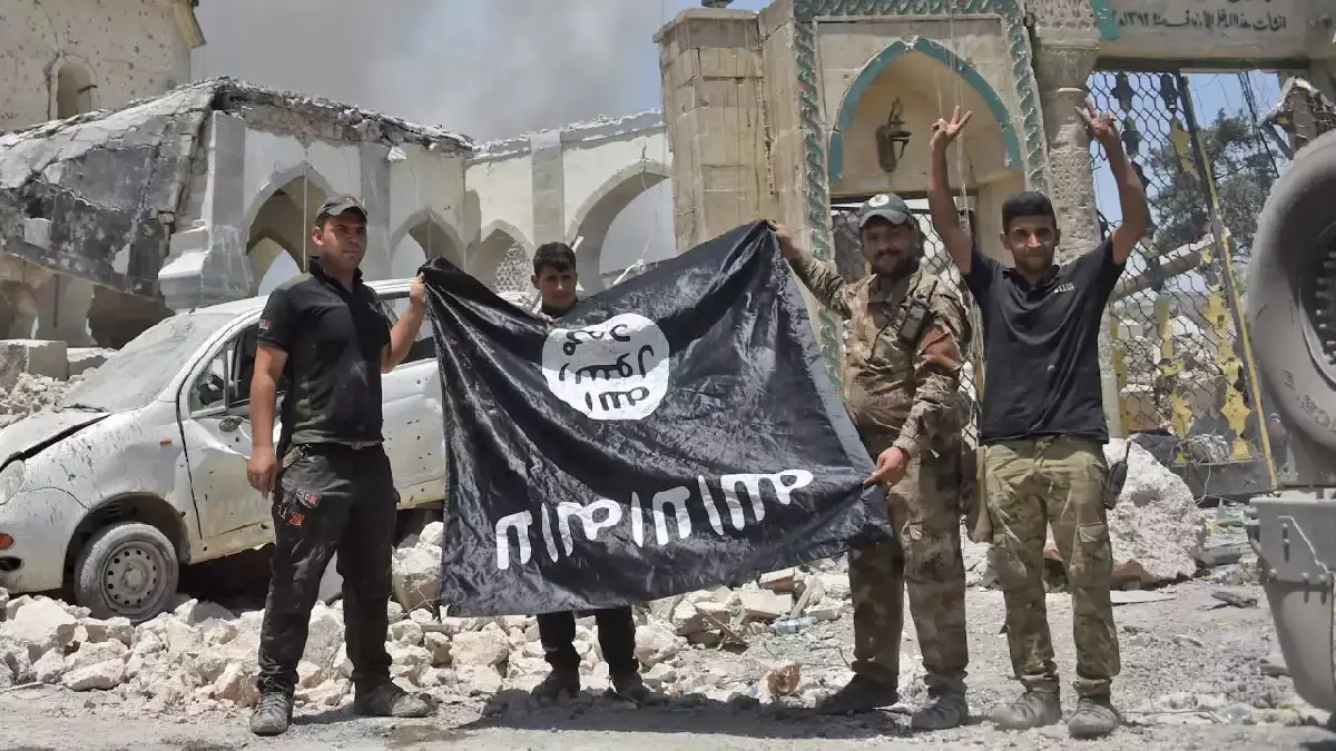 تقرير: إيران تزعم محاربة داعش للتذرع بتشكيل معسكرات في سوريا والعراق‎‎