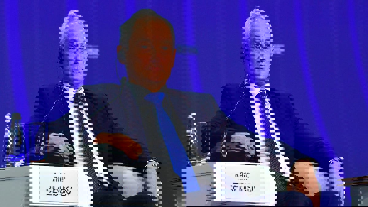 روسيا: الاقتصاد سينكمش بأقل من 3 % هذا العام