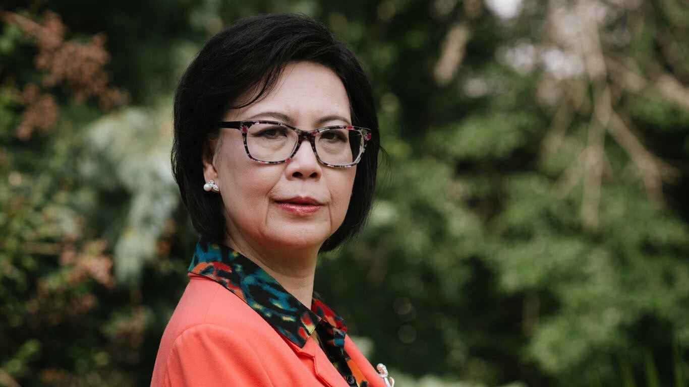 صانعة GBU-57 التي دكت تحصينات إيران.. من هي "سيدة القنبلة" آنه دونغ؟