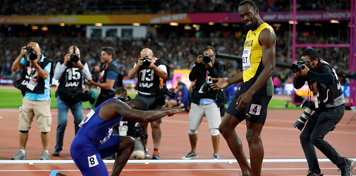 جاتلين بعد الفوز بسباق 100 متر في بطولة العالم: لهذا السبب انحنيت أمام بولت