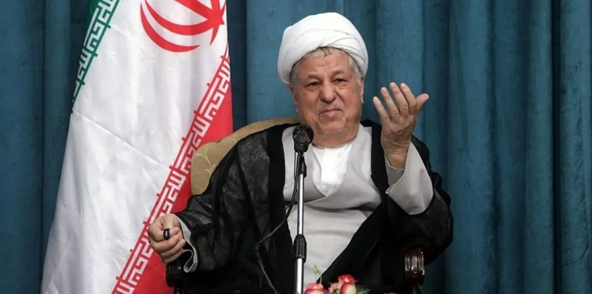 رفسنجاني يخالف روحاني ويرفض تولّي لاريجاني رئاسة البرلمان