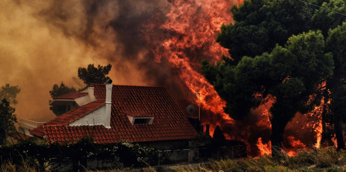 ارتفاع حصيلة ضحايا الحرائق في اليونان إلى 88 قتيلًا