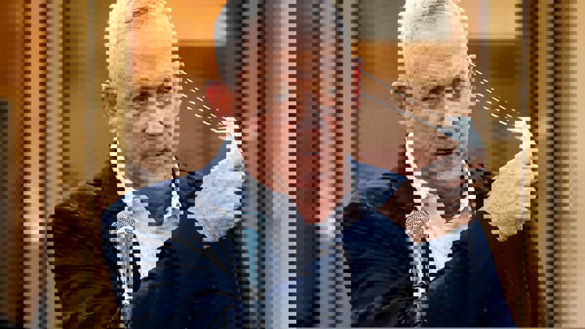 غانتس: إطلاق الصاروخ من سوريا على إسرائيل "حادثة معقدة"