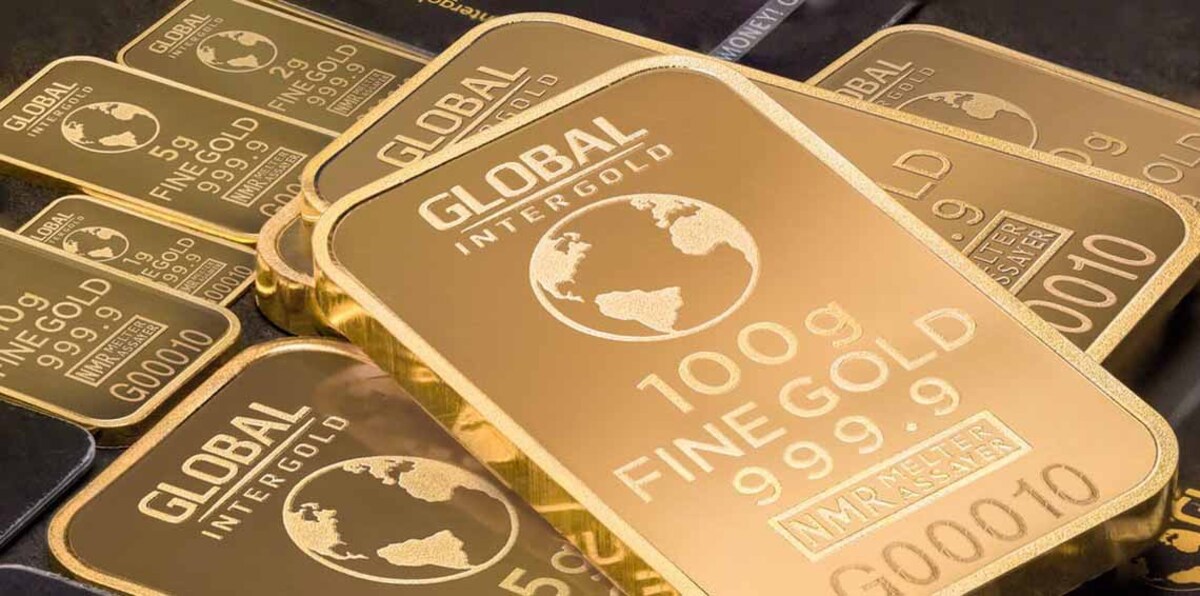 الذهب مستقر وسط توقع برفع الفائدة الأمريكية