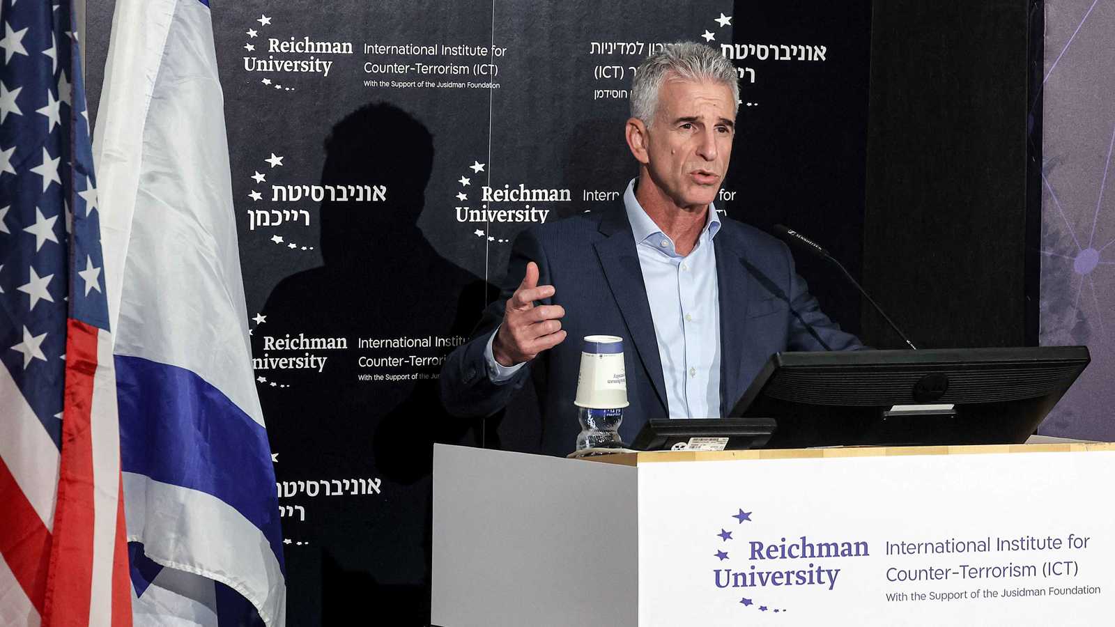 "أكسيوس": رئيس الموساد بحث "صفقة تهجير" الفلسطينيين مع إدارة ترامب