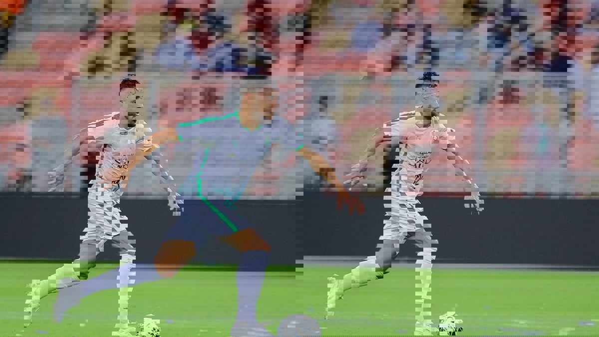 صحيفة: يوسف البلايلي يطلب فسخ تعاقده مع النادي الأهلي السعودي