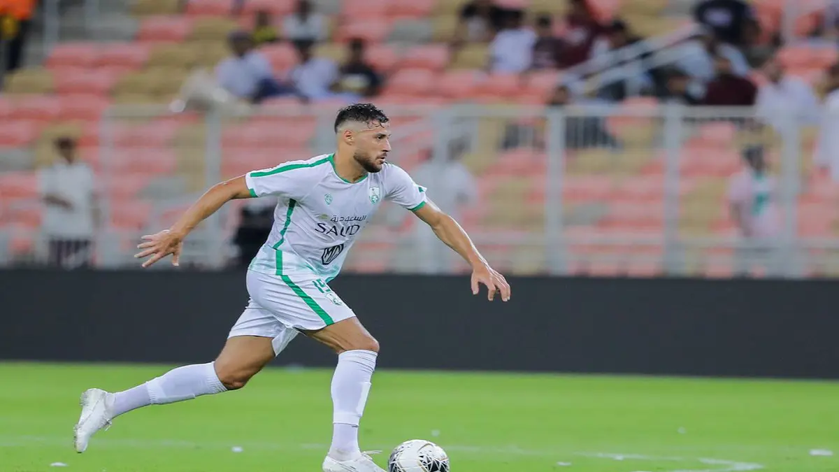 صحيفة: يوسف البلايلي يطلب فسخ تعاقده مع النادي الأهلي السعودي